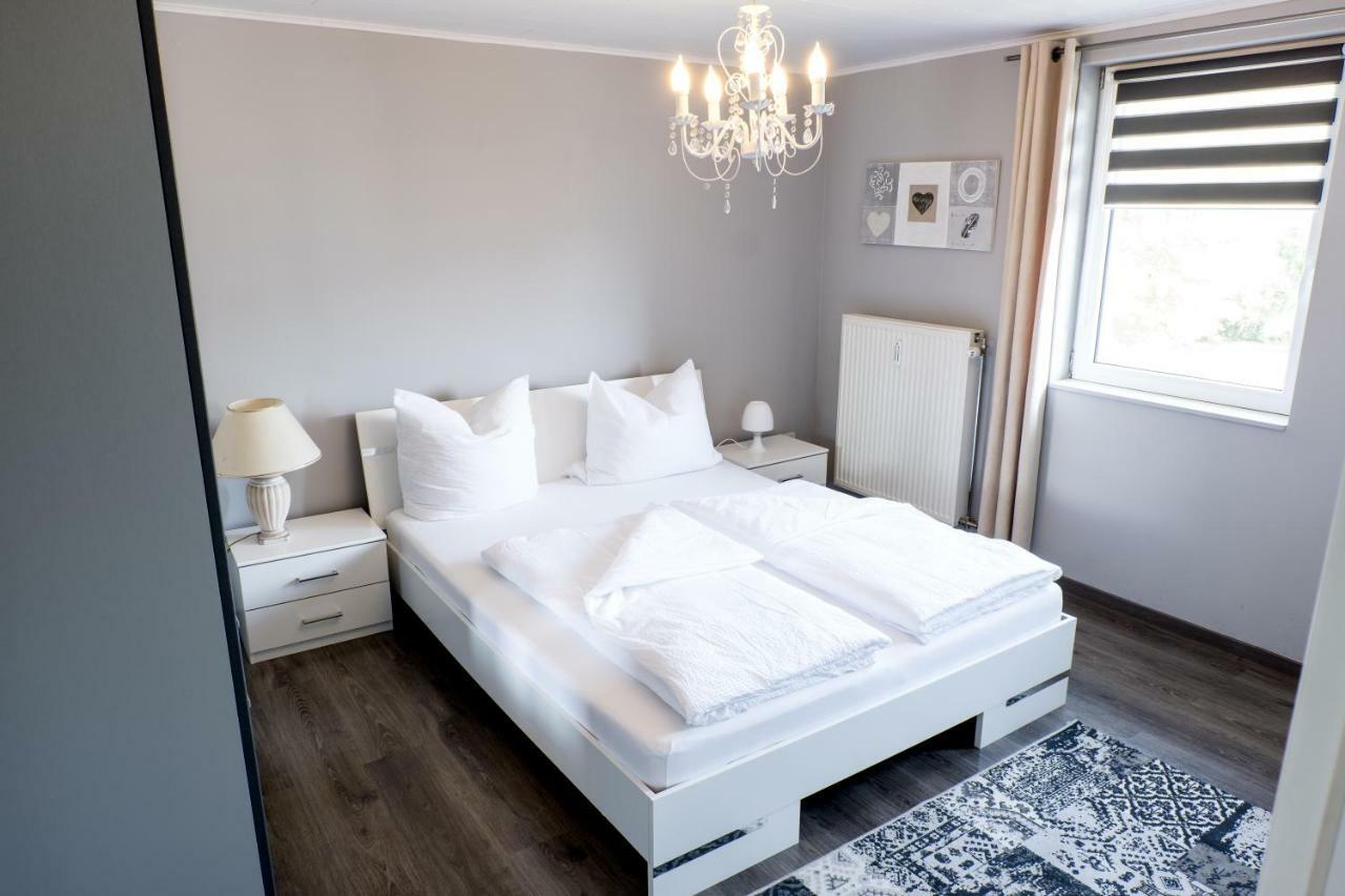 Buetgenbach Ferienhaus Lorea Екстер'єр фото